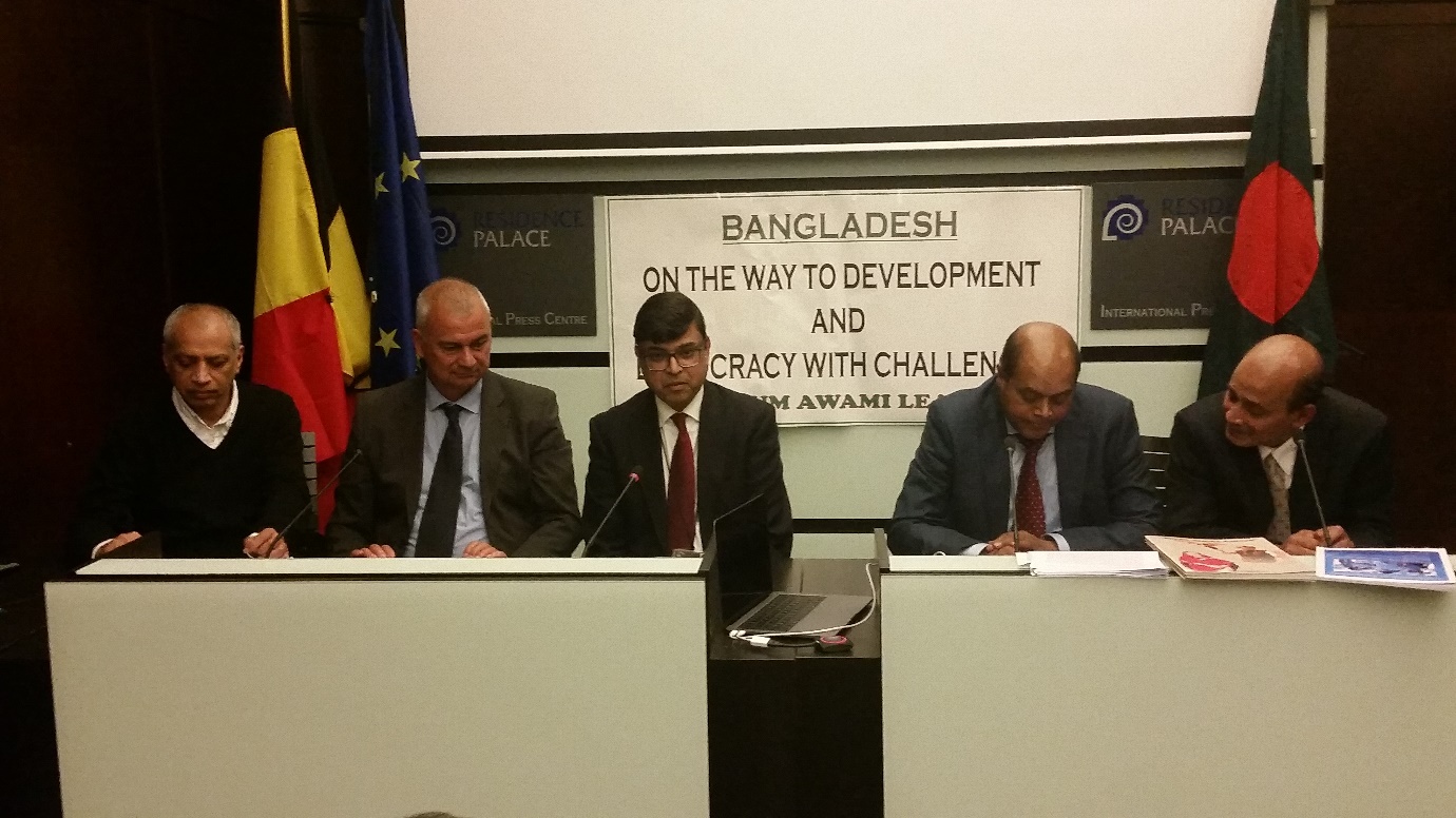, SADF at Bangladesh photo exhibition